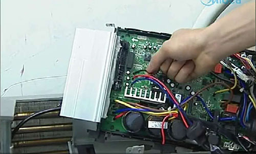 班戈美的空调电话是多少